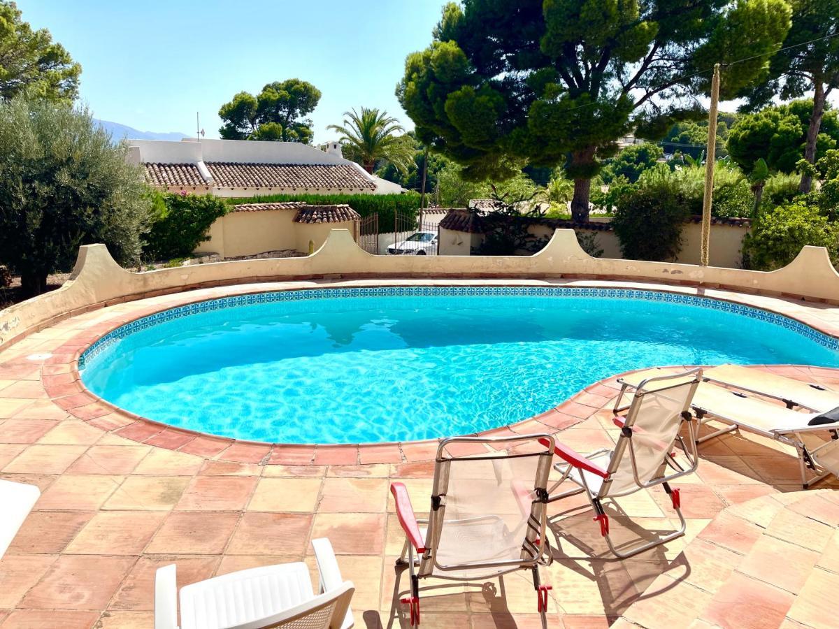 Villa De Estilo Espanol Con Jardin Y Piscina Altea Exterior photo