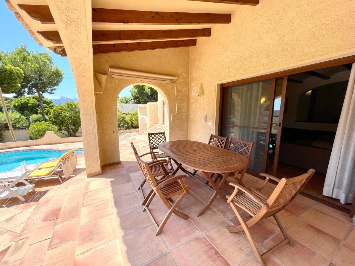 Villa De Estilo Espanol Con Jardin Y Piscina Altea Exterior photo